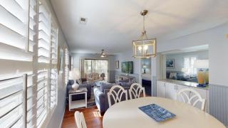 True Blue Villas Your 3BR Oasis - 2