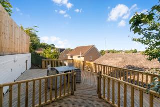 5 Bedroom Detached Beach House Poole - Parkstone - 1