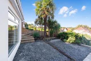 5 Bedroom Detached Beach House Poole - Parkstone - 2