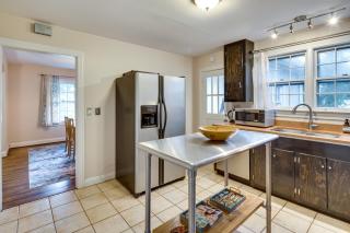 Hendersonville Haven with Fire Pit, Grill, Deck! - Hendersonville - 1