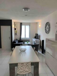 Maison secteur LILLE 8 personnes - 4