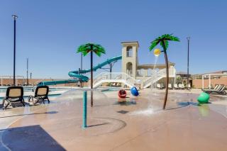 Lazy River, Arcade & Pickleball in Washington! - 4