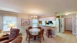 Scenic Golf Course Suites Modern 1BR with Balcony - Pawleys Island - 1