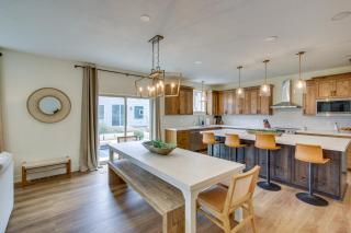 Spacious Utah Home with Hot Tub Less Than 1 Mi to Bear Lake! - Garden City - 4