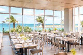 DoubleTree by Hilton Okinawa Chatan Resort - Chatan - 3