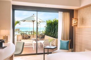 DoubleTree by Hilton Okinawa Chatan Resort - Chatan - 1