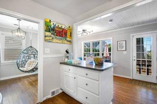Private, Tranquil Living in Historic RVA Awaits! - Richmond - 1