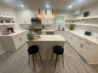 East Point Atlanta - Spacious 5BR Retreat! - Atlanta - 4