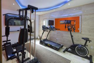 Montelux Apartments - 1