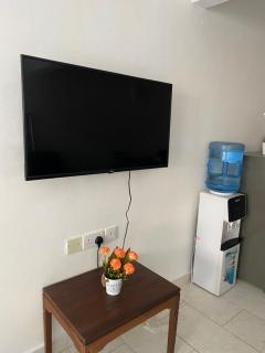 Sunny Studio Beachfront Apartment - Ukunda - 4