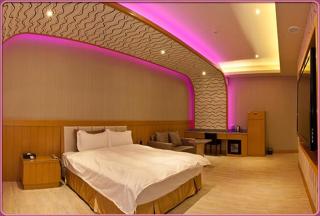 Wei Feng Hotel - Kaohsiung - 6