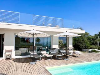 Villa Olympia Pool Sea View Mountains Lake Nature Sleeps 8 Air Conditioning Wi-Fi - 6