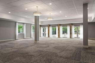 DoubleTree by Hilton Pittsburgh Airport - Moon Township - 2