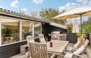 3 Bedroom Stunning Home In Skibby - Skibby - 9
