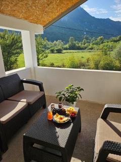 Sunny Valley - Bar - 0