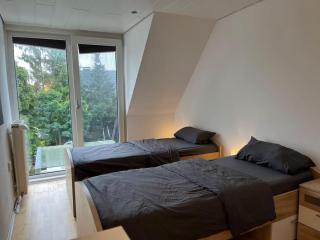 Zentral und ruhig gelegen mit Einbauküche & Balkon - Wolfsburg - 4