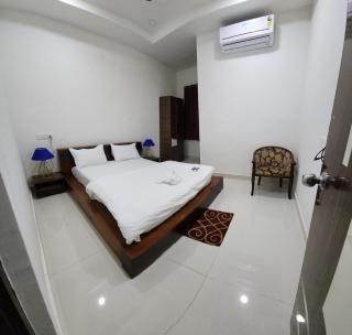 Hotel Viraaj Suites Miyapur - Hyderabad - 6