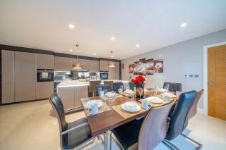 *RA7C* For your most relaxed & Cosy stay + Free Parking + Free Fast WiFi * - Batley - 0