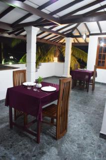 The Alexis's Guest House - Negombo - 5
