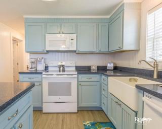 7933 - Salty Sea-Gal by Resort Realty - Hatteras - 1