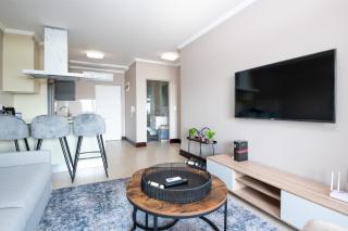 Stunning 305 Marina Bay Apartment - Durban - 7