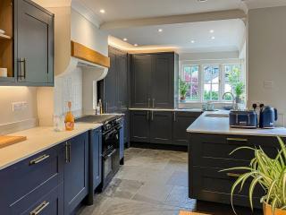 May Cottage - 8