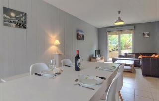 Beautiful Home In Royan With Wifi - 1