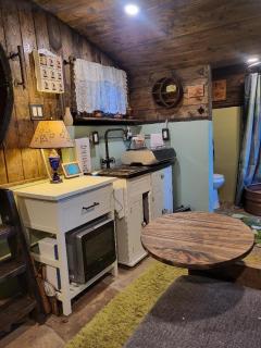 Hobbit Haven - Santa Barbara - 7
