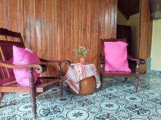 Lakeview Wooden House - 1