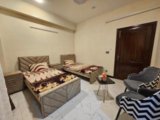 Motorway Majesty Suites Islamabad - Near Islamabad International Airport and Motorway - Islamabad - 5