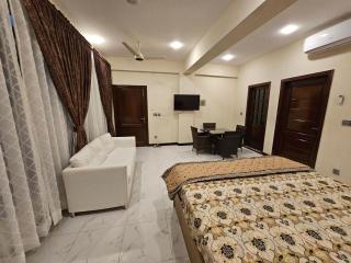 Motorway Majesty Suites Islamabad - Near Islamabad International Airport and Motorway - 0