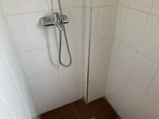 One Cozy Bedroom in a shared apartment - Kumasi - 1