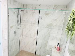 Modern Gold Coast Apartment with great Amenities - Gold Coast - 1