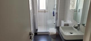 Comfy room near Metro - Lisboa - 4