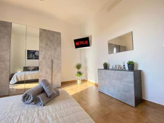 Comfy Suites with Wifi-Netflix - Bologna - 3
