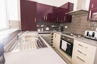 Villette - 3 bdrm flat sleeps 5 great place for contractors - Sunderland - 0