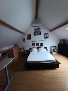 maison atypique proche mer forêts vallées - 1