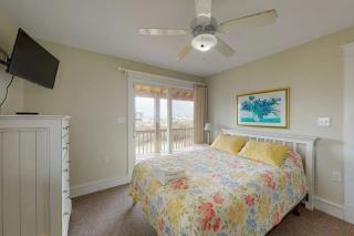 Spacious Beach House 5BR Hatteras Island home steps from OBX NC Beaches - Rodanthe - 4