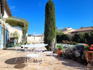 La Villa des Lavandes - A 300m du Centre, au calme, et au vert ! - LʼIsle-sur-la-Sorgue - 1