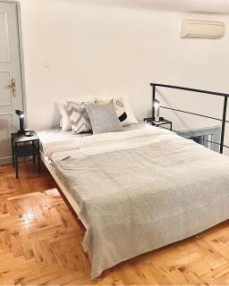 Blue Mirror Apartment - Boedapest - 8