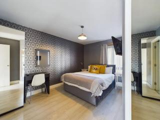 Donegall Sq Apt at City Gate, Belfast City Centre - 5