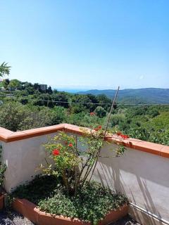 Casa in collina, vista mare. - Nibbiaia - 6
