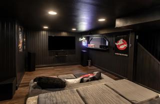 Near Drake/Downtown packed w/Amenities - Hot Tub - Movie Theater - Des Moines - 2