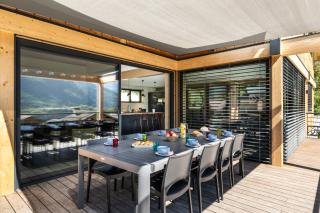 Chalet neuf, Jacuzzi, piscine privée mai-sept, pétanque, proche Paradiski - 2