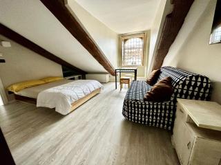 Piccola mansardina nel cuore di Torino - Turim - 7