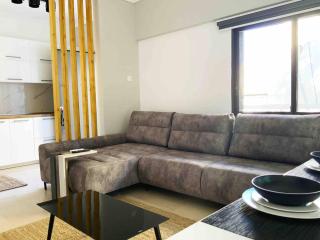 2 Bedroom Family Apartment with Free Parking - 2