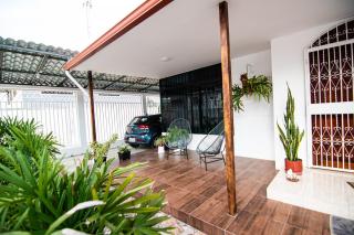 Habitaciones privadas, Casa de Amber, Manta - 0