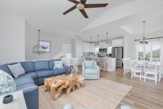 1542 - Southern Blue Crab by Resort Realty - Corolla - 3