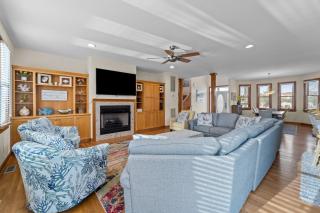 1603 - Bare Feet Retreat by Resort Realty - 6