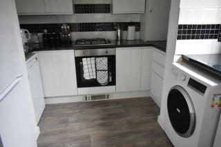 Tottenham Hotspurs Stays at the Gascoigne Suite - 2